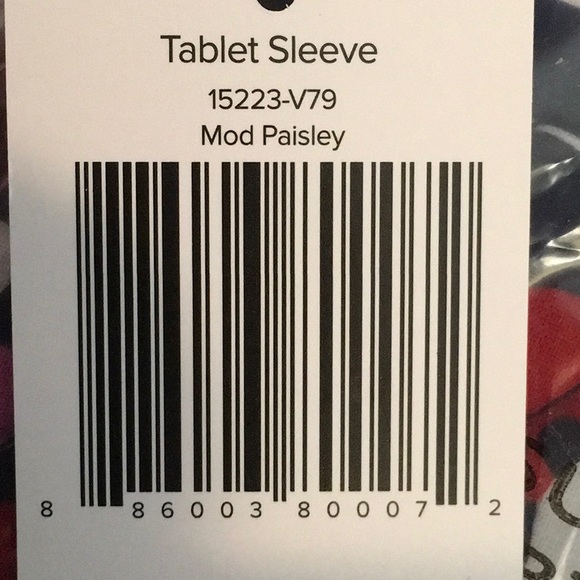 Vera Bradley Tablet Sleeve - Picture 5 of 5